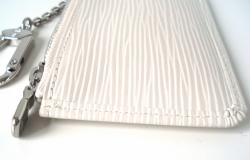 Louis Vuitton White Epi klíčenka