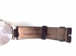 Louis Vuitton Tambour hodinky